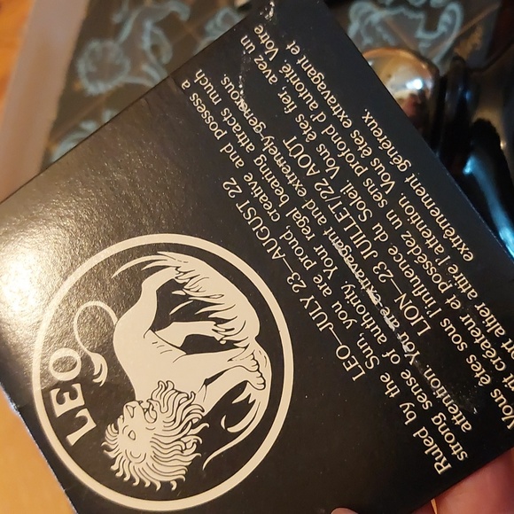 Vintage Avon Leo Sweet Honesty Perfume Bottle Watch  Kate Emerson Books - Picture 4 of 10